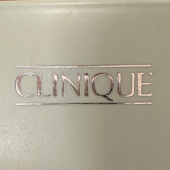 Vintage Clinique Light Green Compact - Picture 5 of 7